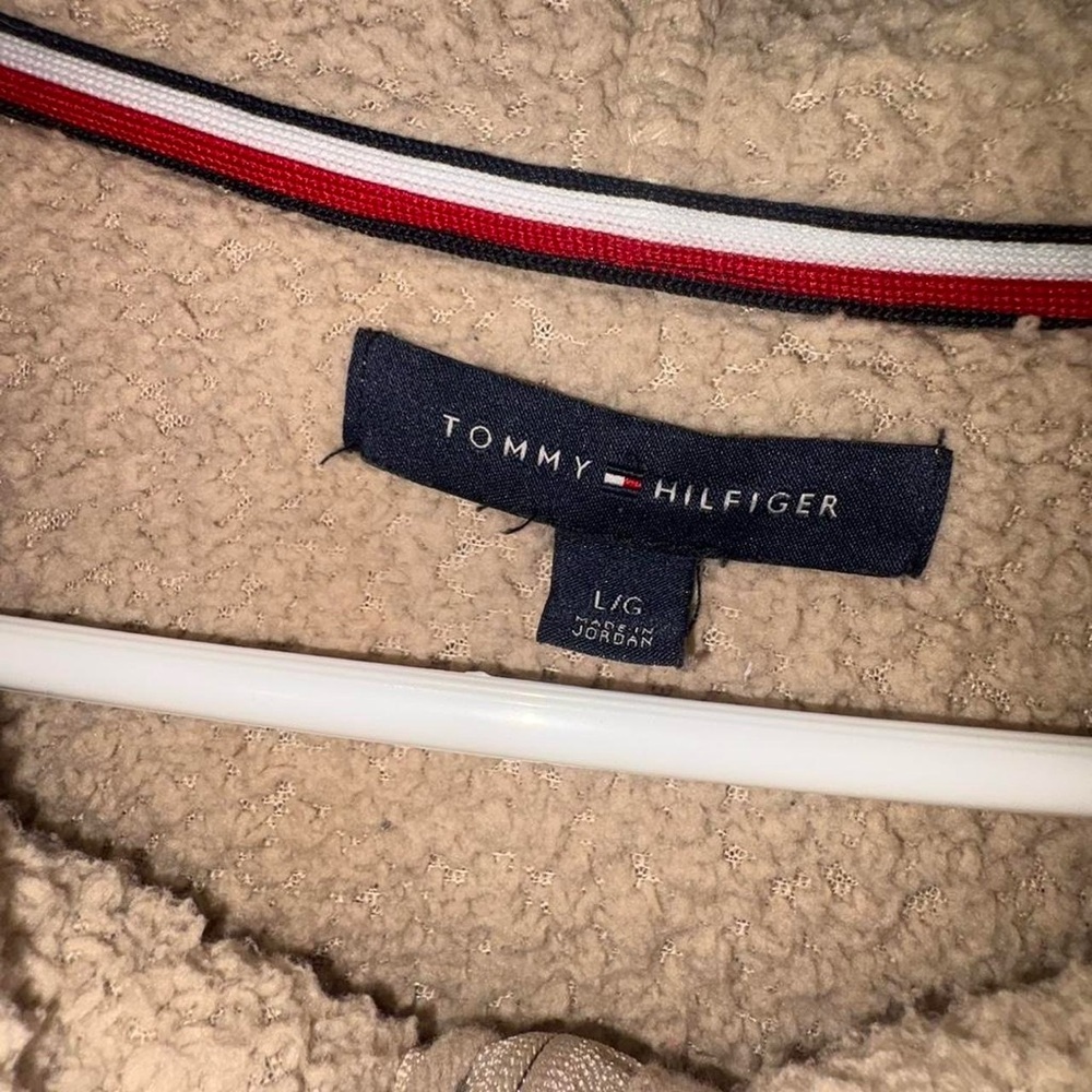 Sz L Tommy Hilfiger cream fleece jacket #preppy #winterwear - Picture 2 of 6
